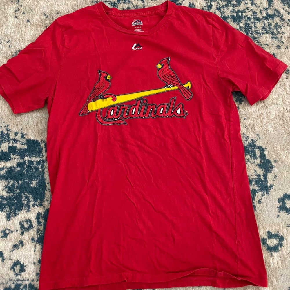 Red cardinals t-shirt